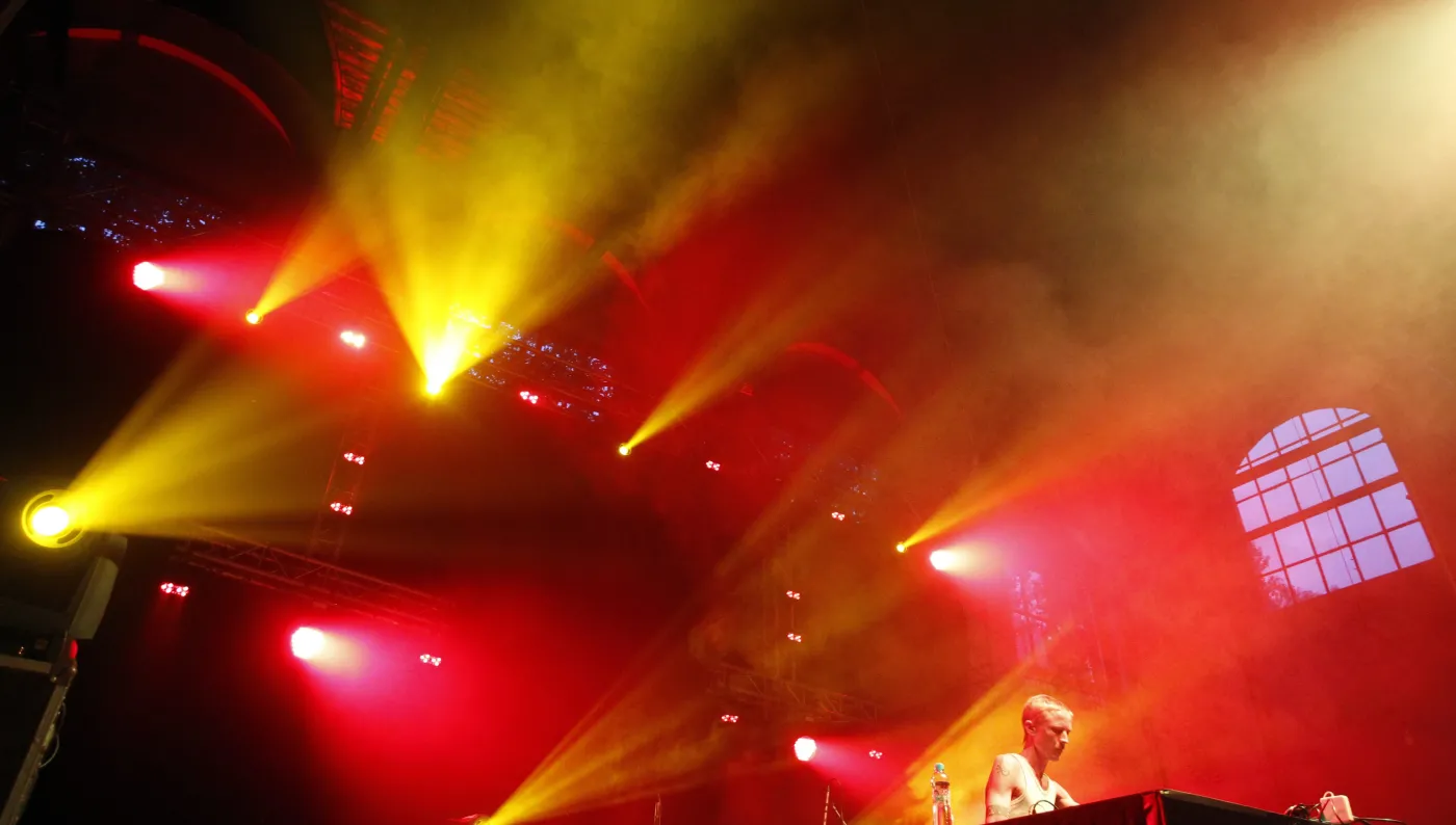 7418301-festiwal-tauron-nowa-muzyka-wystep.jpg