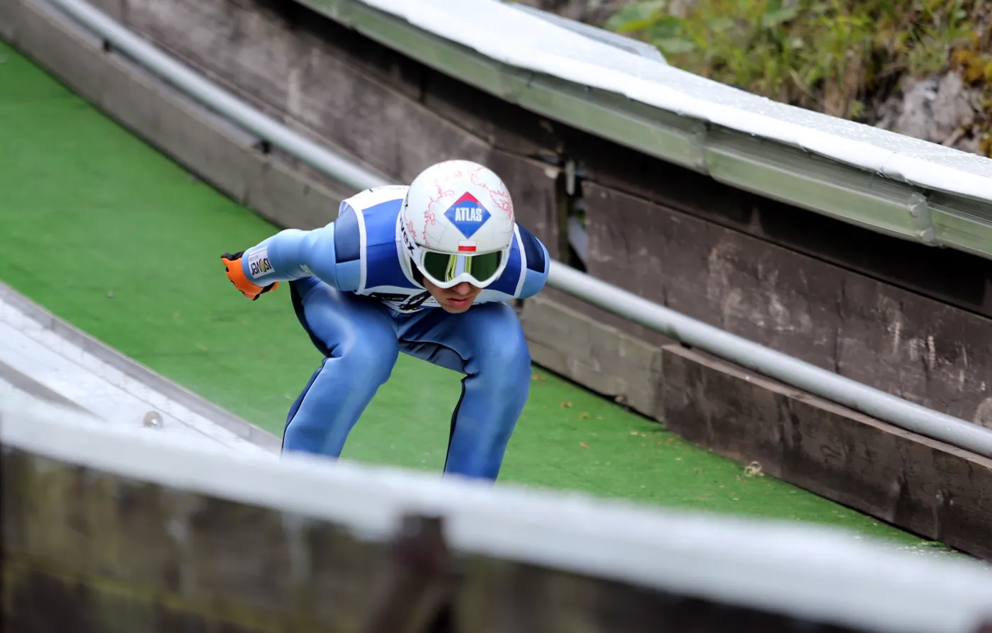 7931815-kamil-stoch-podczas-treningu-kadry.jpg