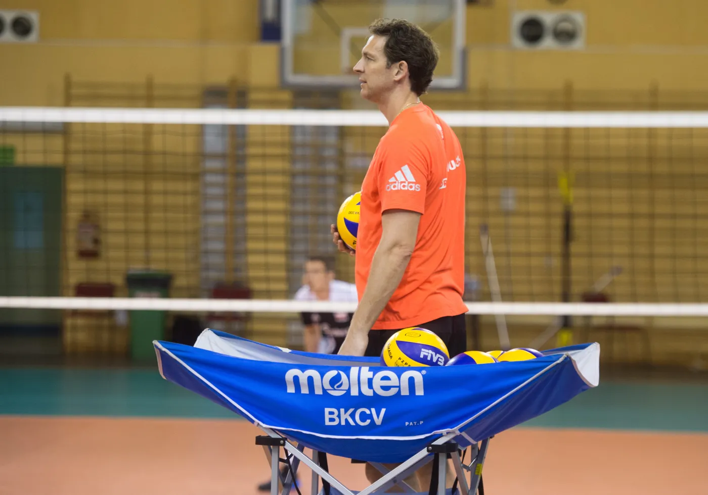 Trener reprezentacji Polski Stephane Antiga podczas zajęć drużyny na zgrupowania w Spale, poprzedzającym wylot na Final Six Ligi Światowej