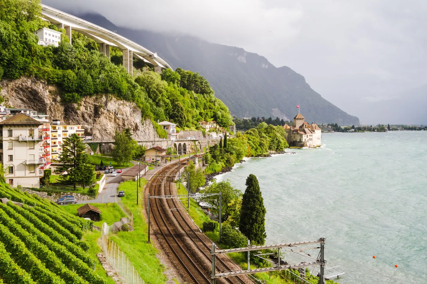 Zamek Chillon nad Jeziorem Genewskim, Szwajcaria