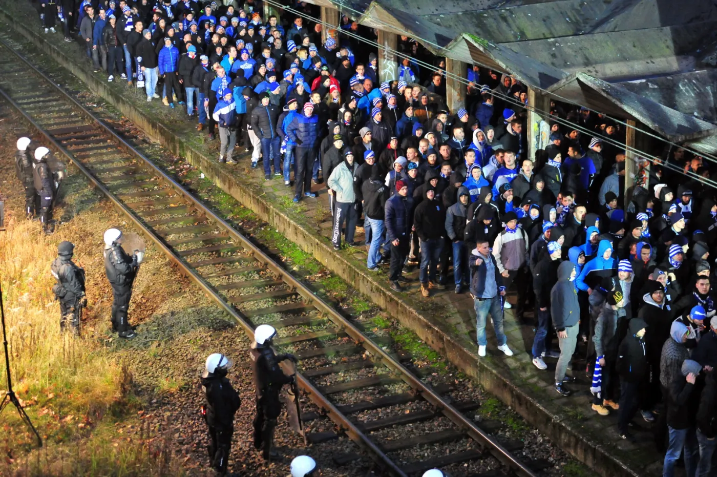 8454685-nadzwyczajne-srodki-bezpieczenstwa.jpg