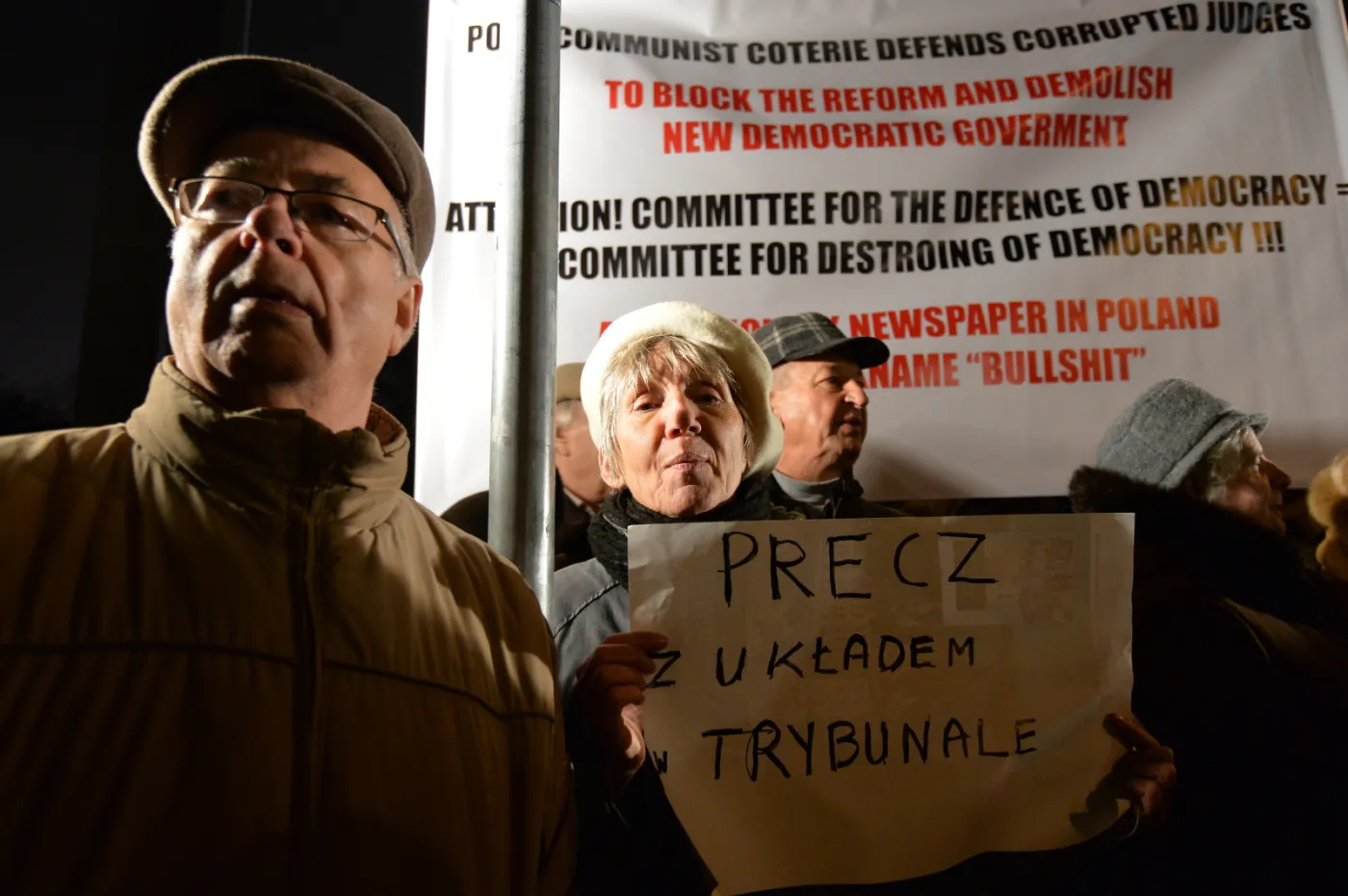 8497627-manifestacje-przed-sejmem-w-zwiazku.jpg