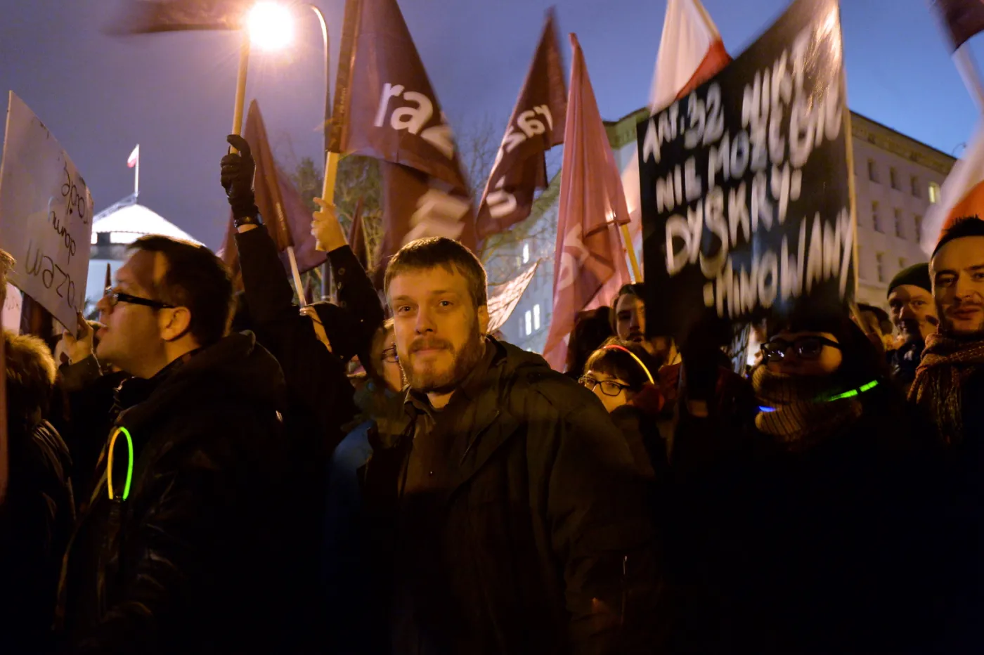8497659-manifestacje-przed-sejmem-w-zwiazku.jpg