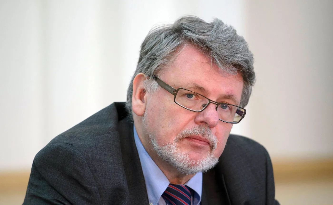 "Polsce mogą grozić sankcje UE za małą ustawę medialną". Prof. Maciej Mrozowski przestrzega