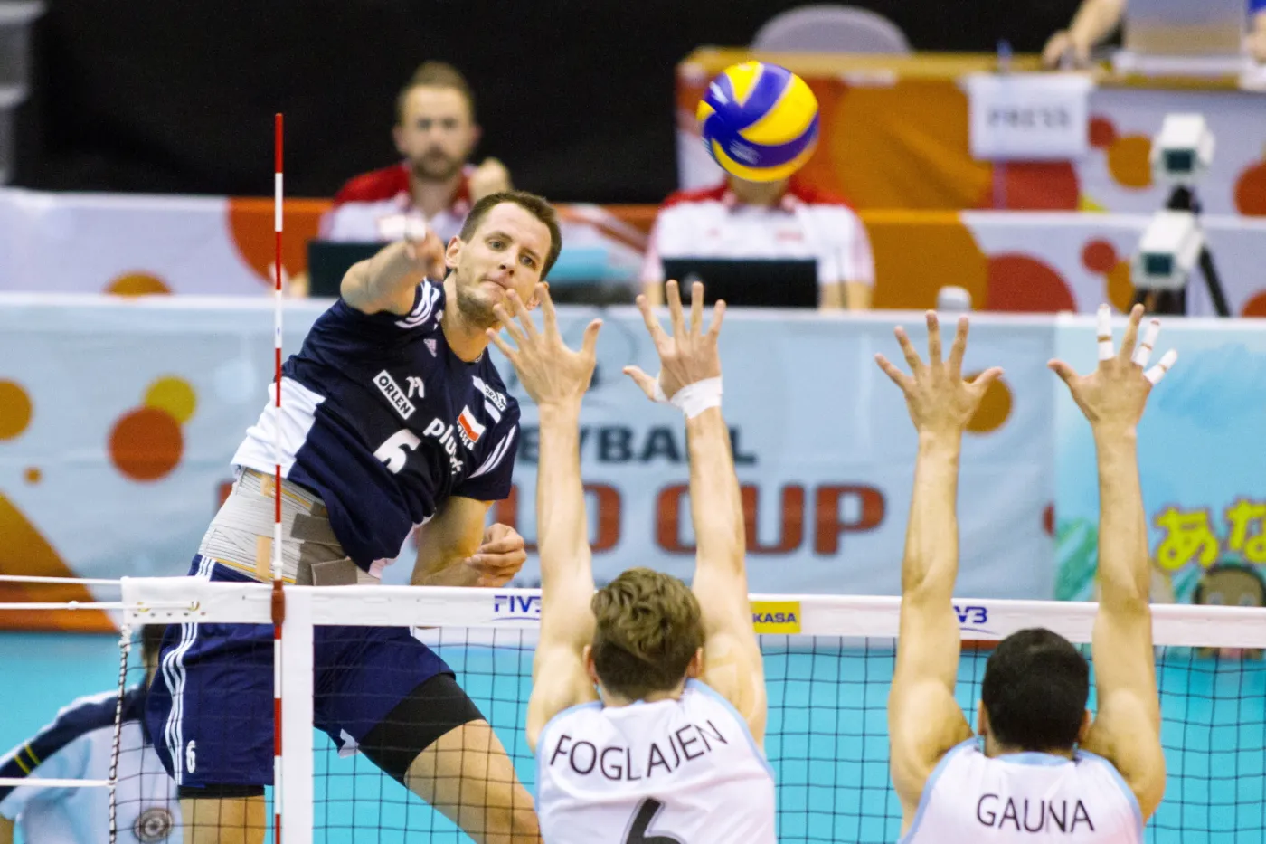 8193697-bartosz-kurek-l-oraz-argentynczycy.jpg