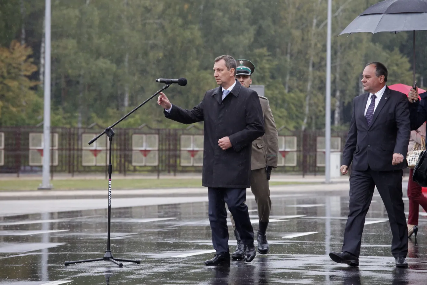 8289849-minister-administracji-i-cyfryzacji.jpg