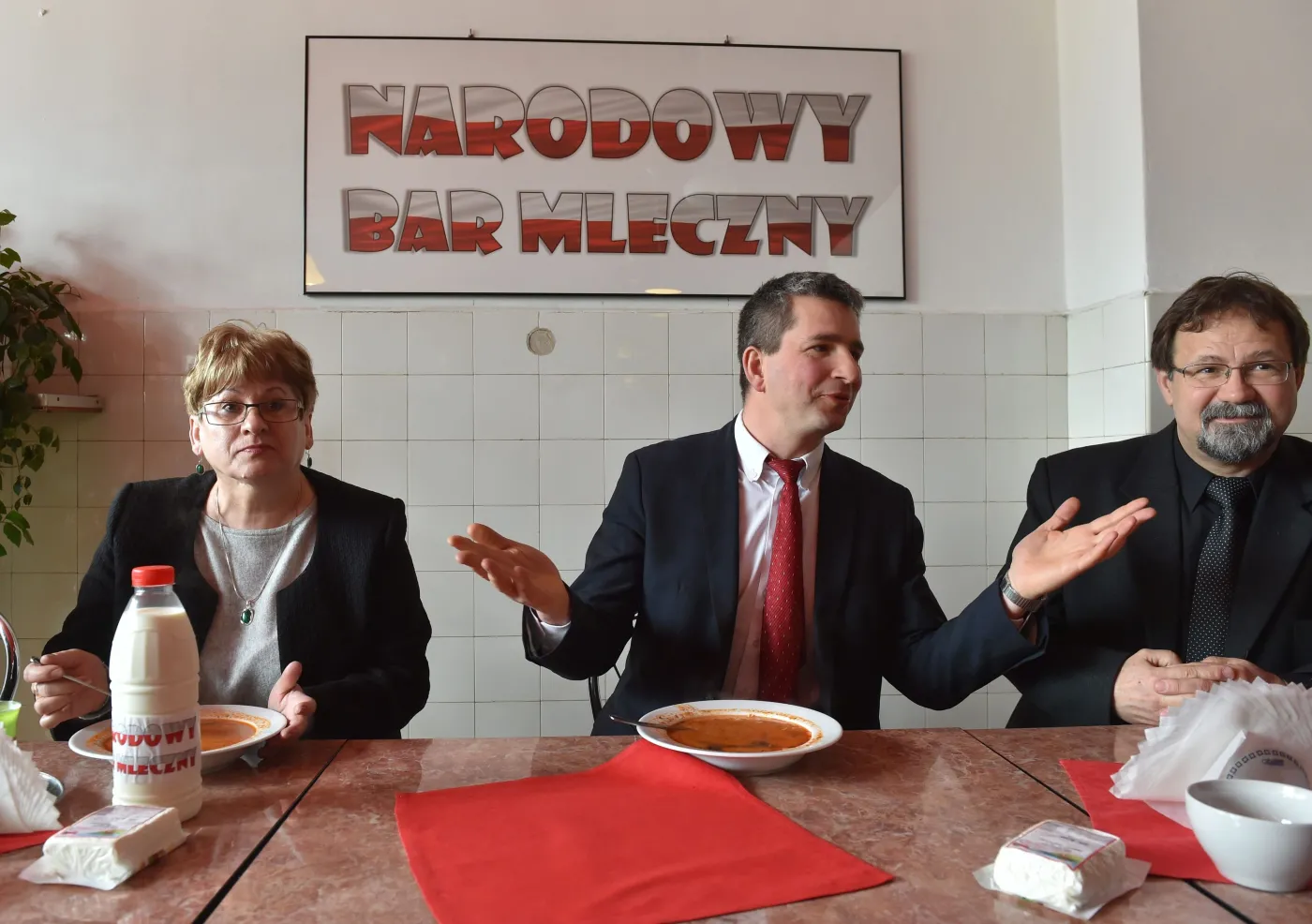 8290070-minister-finansow-mateusz-szczurek.jpg