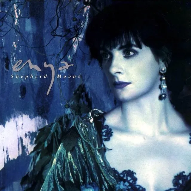 8298907-enya.jpg