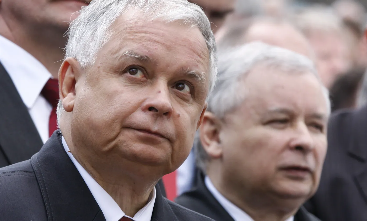Lech i Jarosław Kaczyńscy w czerwcu 2009 roku