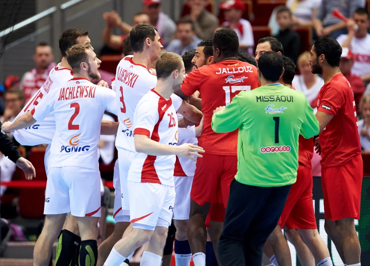 Spięcie podczas meczu olimpijskiego turnieju kwalifikacyjnego piłkarzy ręcznych: Polska - Tunezja