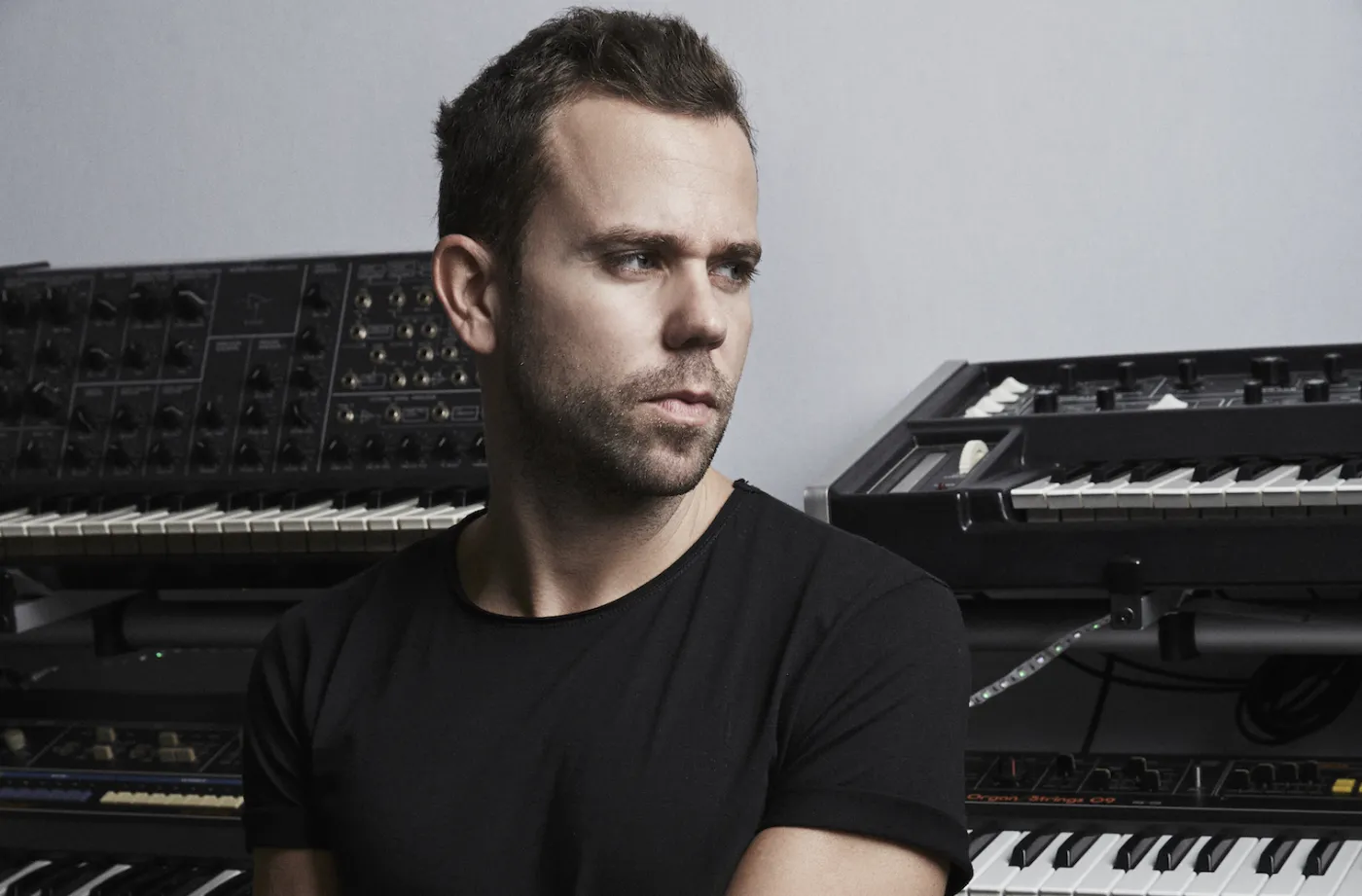 Prywatka w klimacie lat 80. RECENZJA albumu "Junk" M83