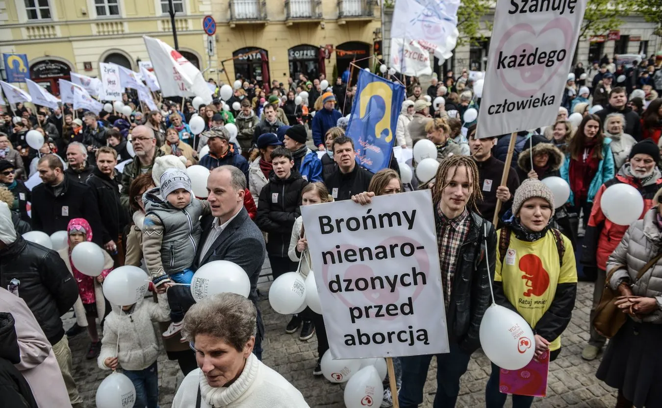 8969430-xi-marsz-swietosci-zycia-przeszedl.jpg