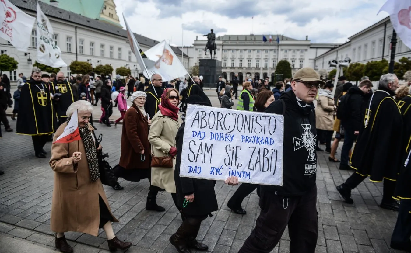 8969461-xi-marsz-swietosci-zycia-przeszedl.jpg