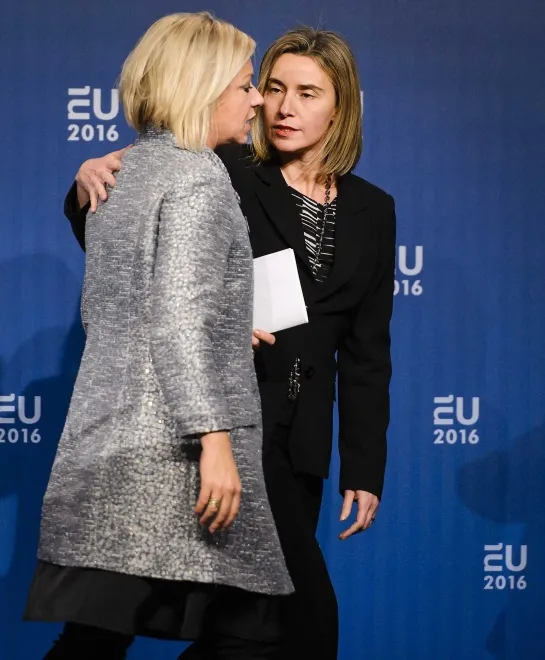8711582-jeanine-hennis-plasschaert-federica.jpg