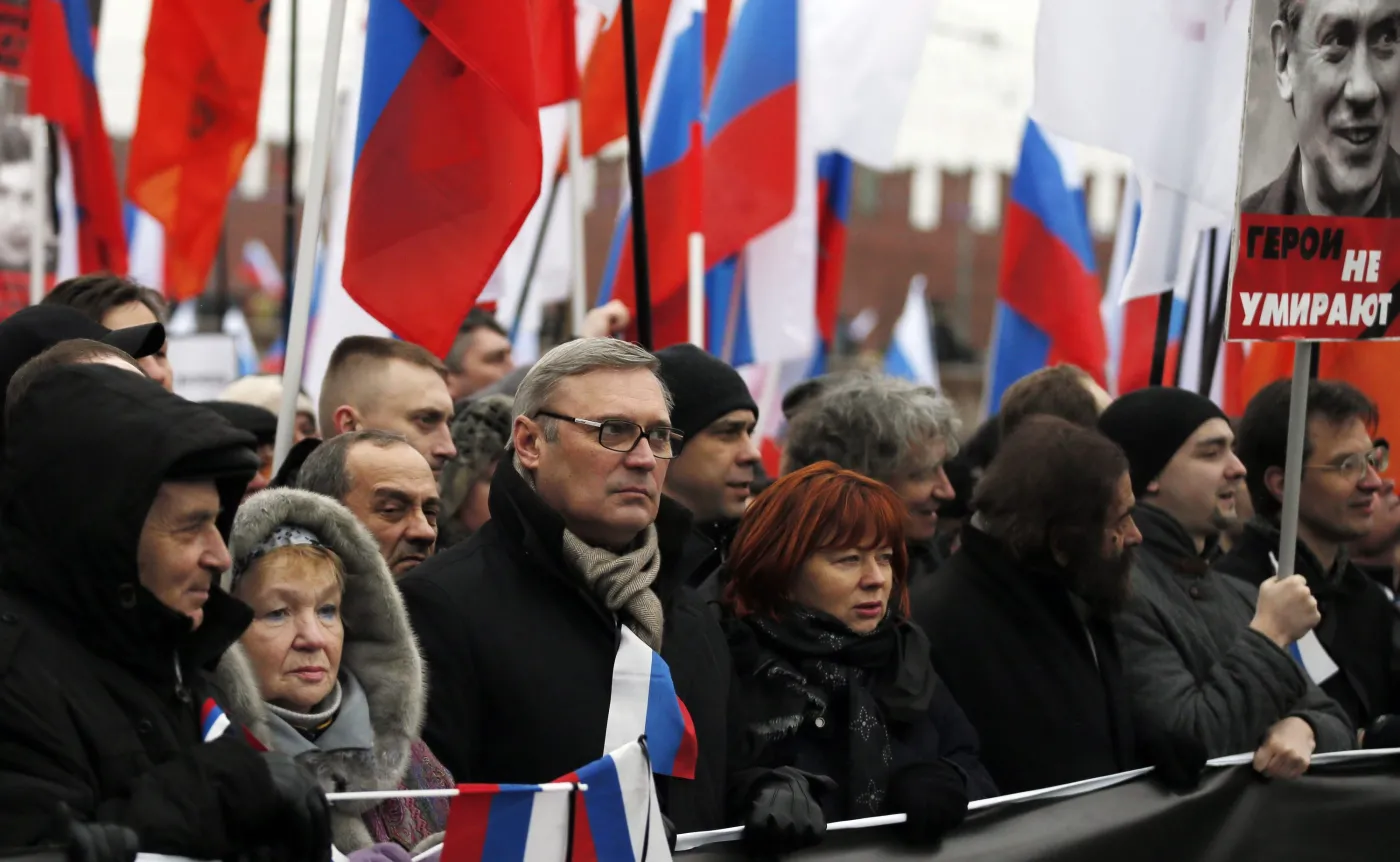 Michaił Kasjanow na marszu pamięci ku czci zamordowanego opozycjonisty Borysa Niemcowa