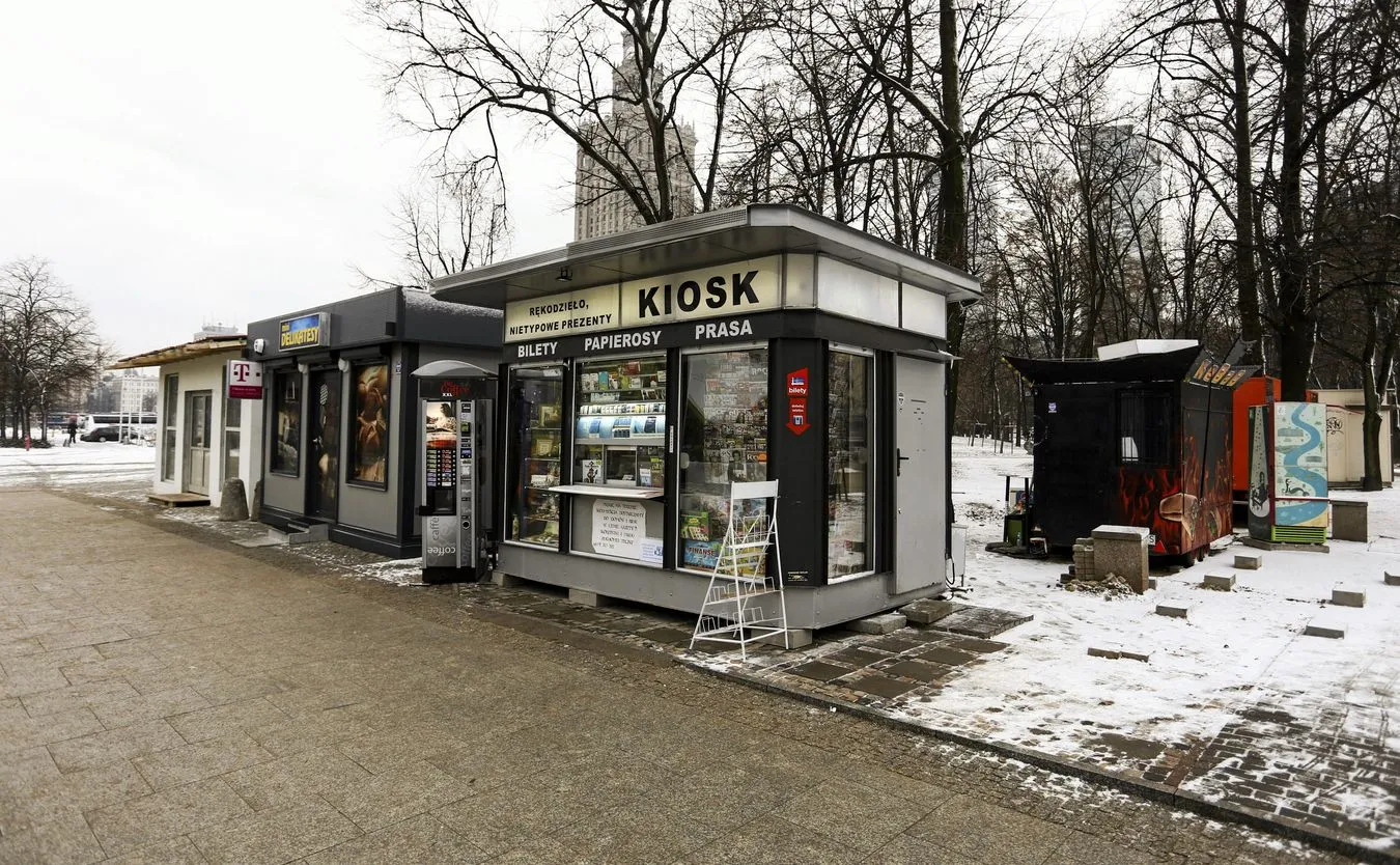 Czarne chmury zbierają się nad kioskami. Mogą upadać jeden po drugim...