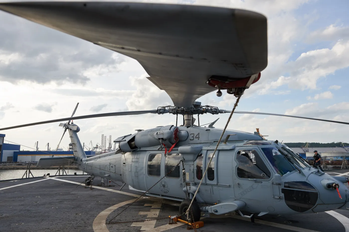 9282145-amerykanski-okret-uss-mount-whitney.jpg