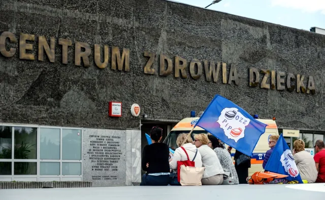 "Jeżeli minister Radziwiłł uważa, że pielęgniarki są chciwe, to politycy są prawdomówni"