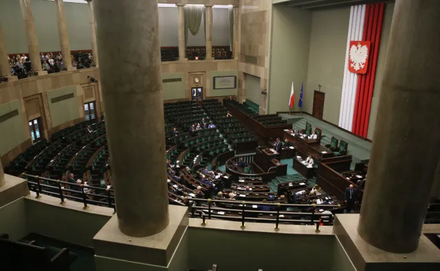 KOD, PiS i PSL proponują zmianę ustawy o TK. PO: Nie można zmieniać prawa, tylko dlatego, że PiS je łamie