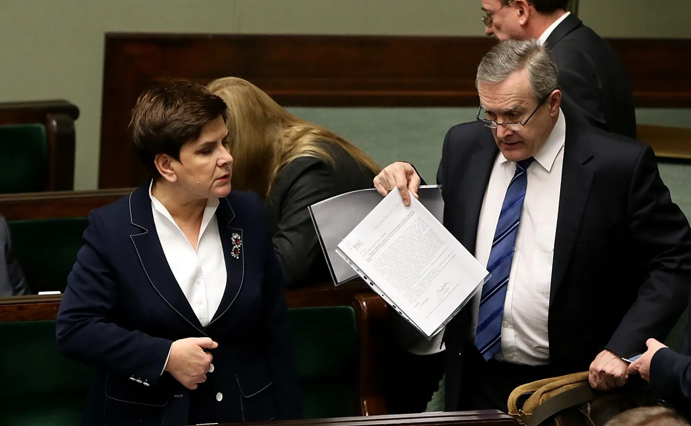 Premier Beata Szydło i wicepremier Piotr Gliński