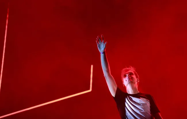 9641608-armin-van-buuren-23-listopada-2016.jpg