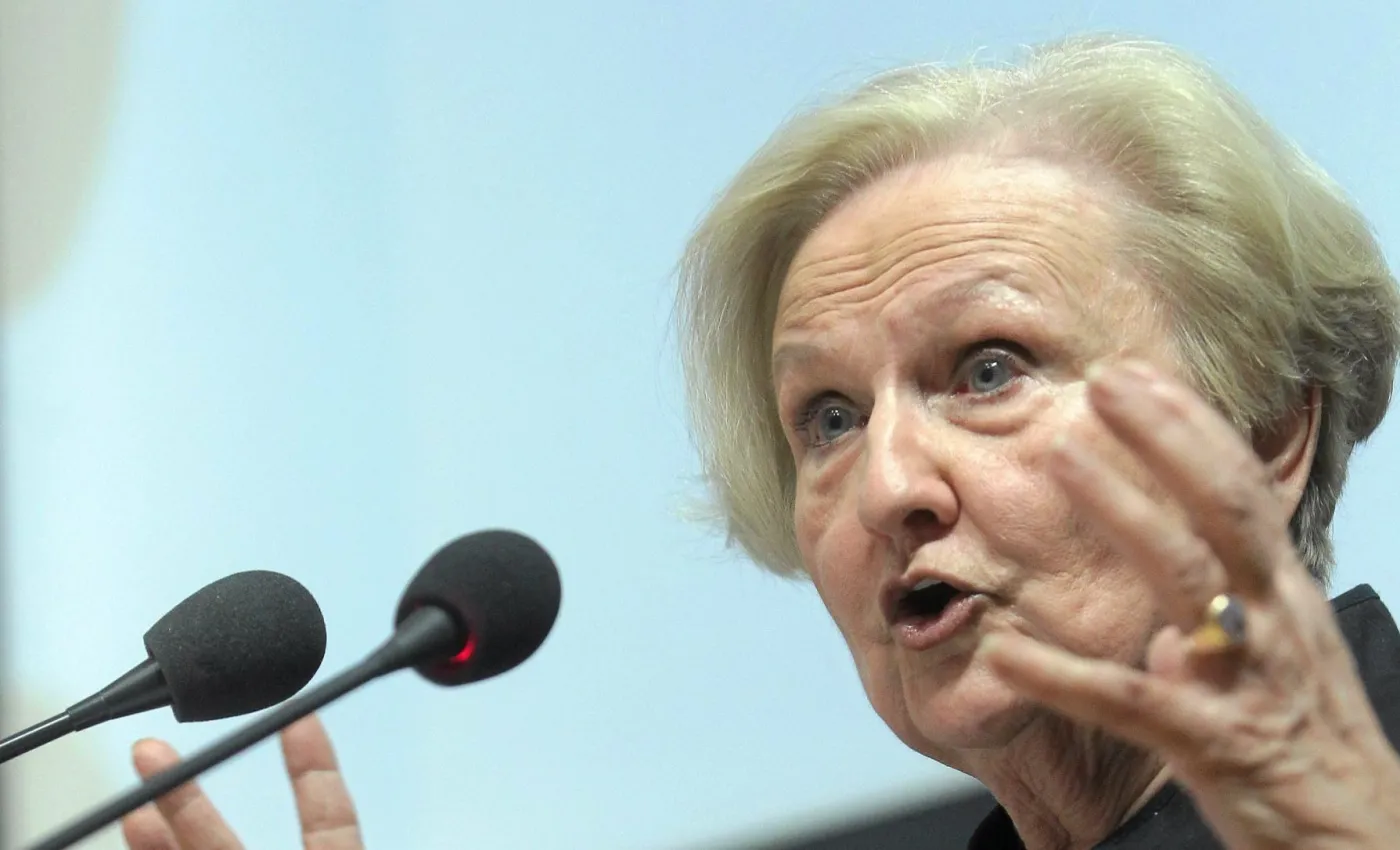 Prof. Ewa Łętowska