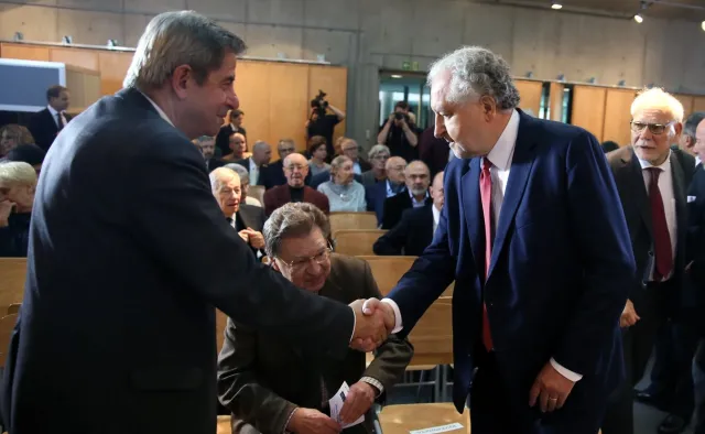 Prof. Zoll o głosowaniu w Sali Kolumnowej: Jawne złamanie prawa, to jest kpina