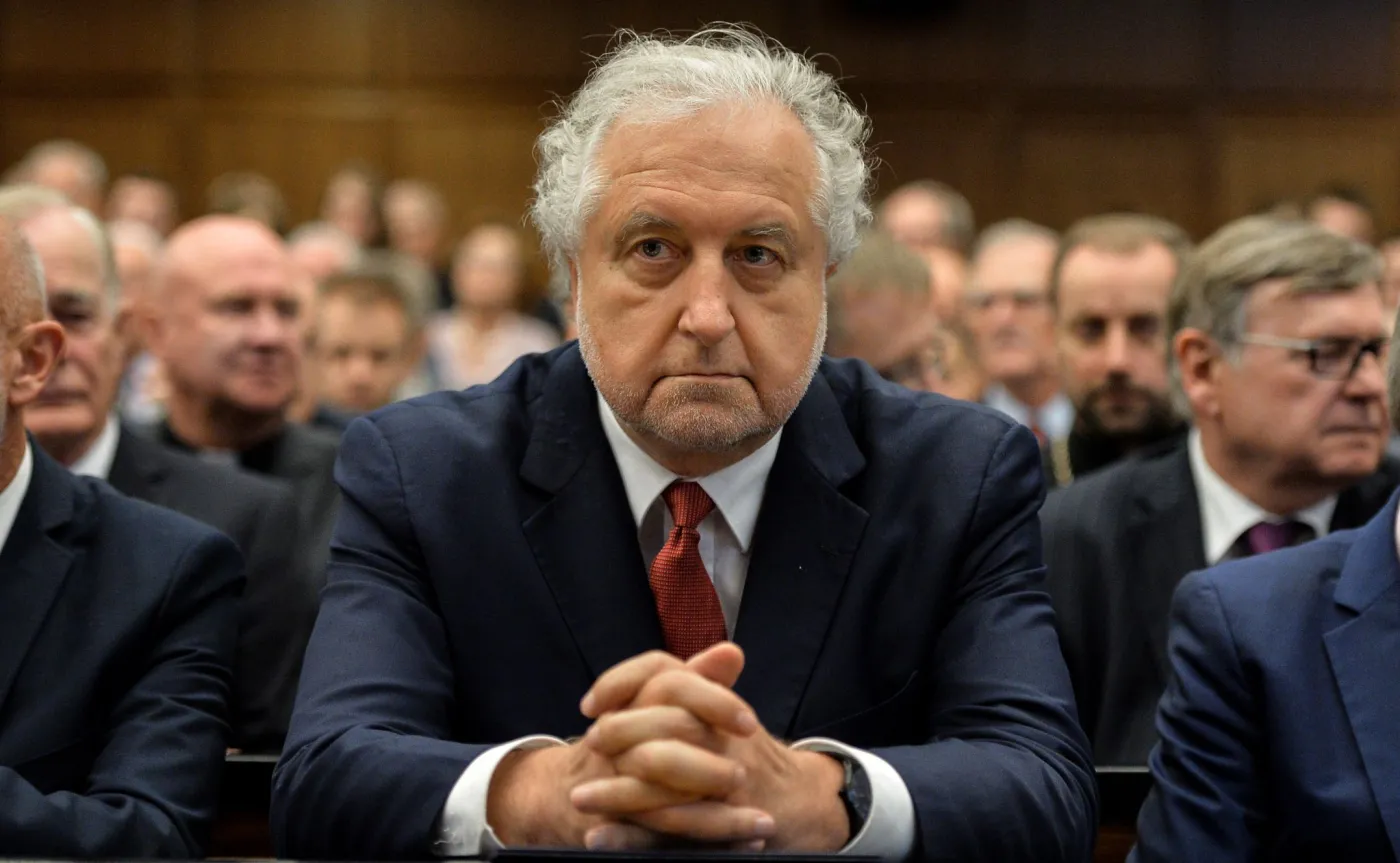 Rzepliński broni maili sędziów TK: Takie same rozmowy prowadzilibyśmy z PiS