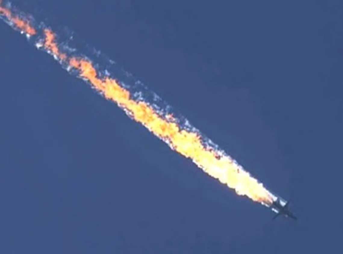 Rosyjski samolot Su-24 zestrzelony przez turecki myśliwiec F-16
