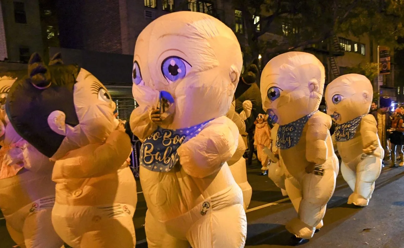 10545885-parada-z-okazji-halloween-w-nowym.jpg