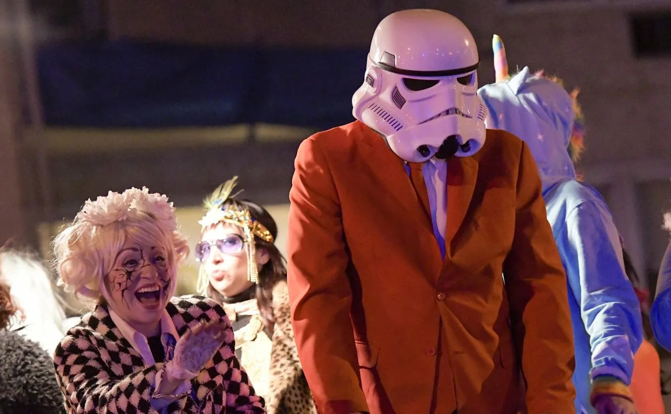 10545947-parada-z-okazji-halloween-w-nowym.jpg