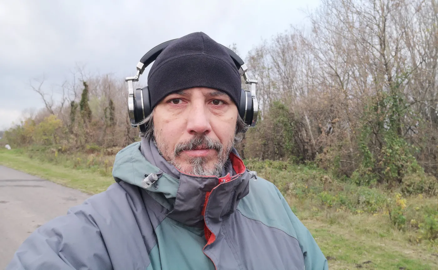Zdjęcie selfie zrobione telefonem Huawei Mate 10 Pro 