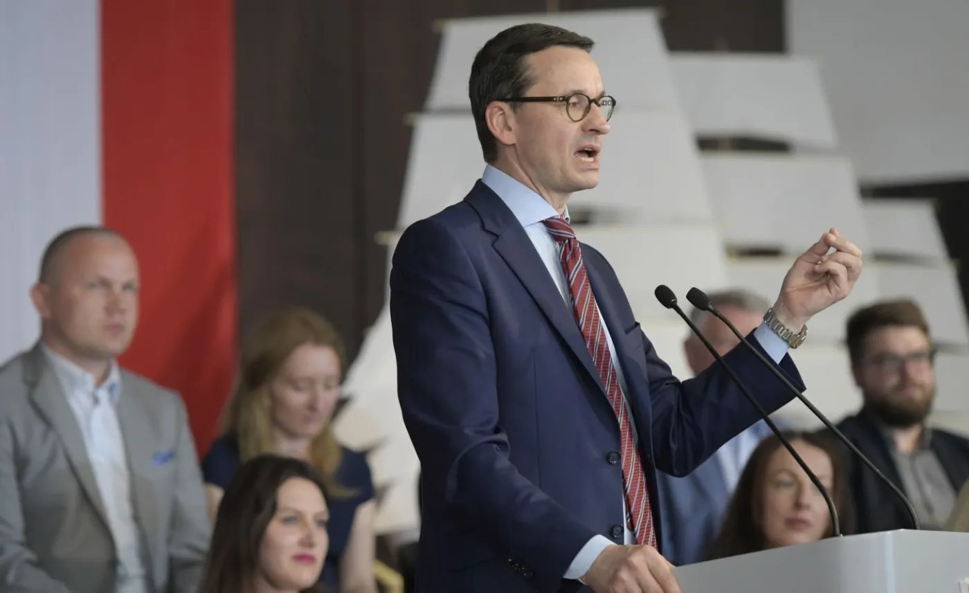 Premier Mateusz Morawiecki podczas spotkania z mieszkańcami Gdańska, 20 bm. w Sali BHP Stoczni Gdańsk