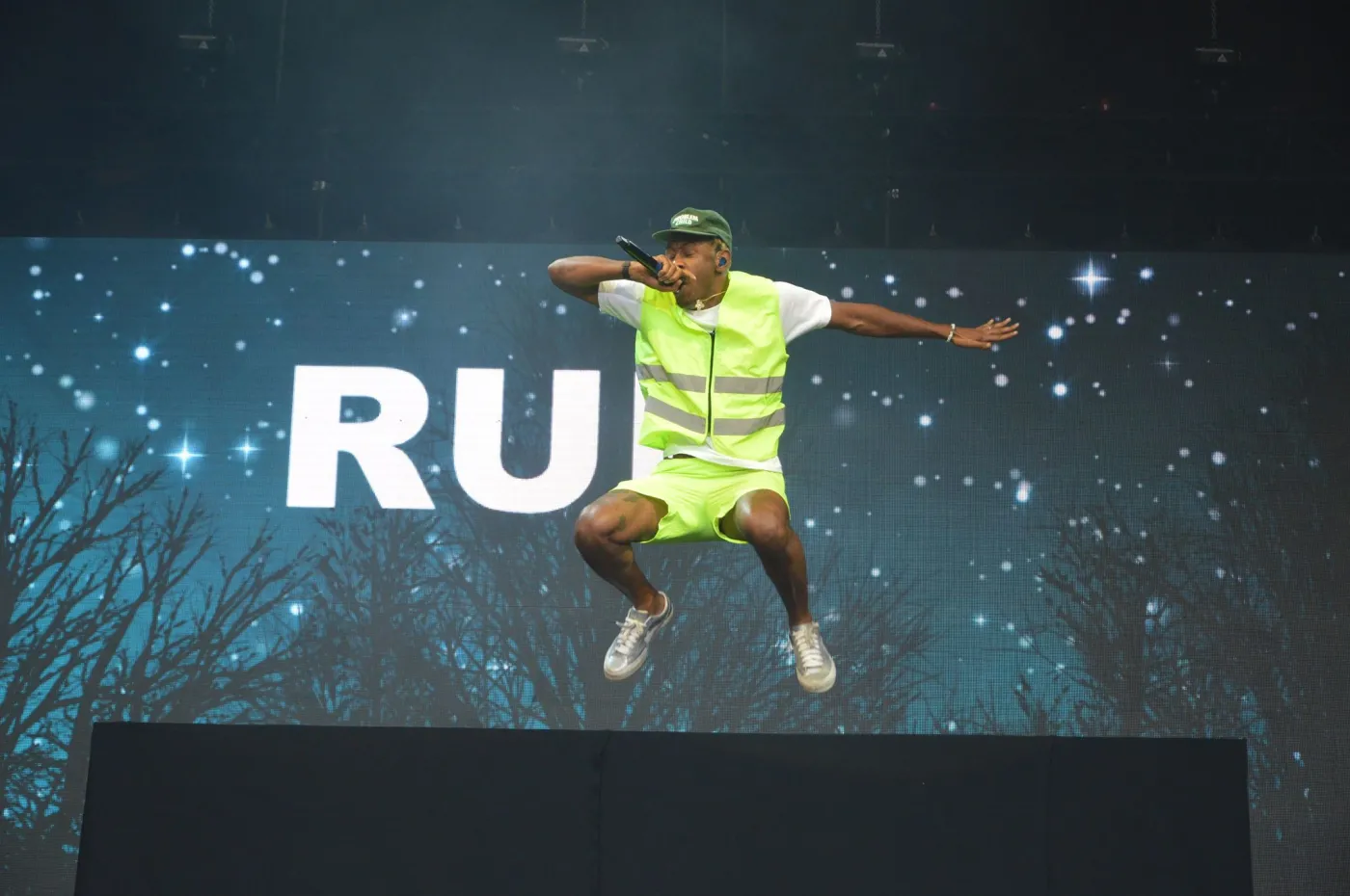 11007925-tyler-the-creator-na-orange-warsaw.jpg