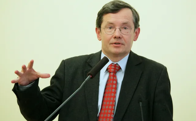 Prof. Godzic: Nie lubię obrażać ludzi, więc zaryzykuję, że Ziemiec jest kukiełką