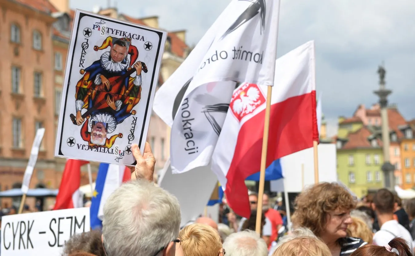 Obywatelskie Zgromadzenie Narodowe - manifestacja w obronier demokracji