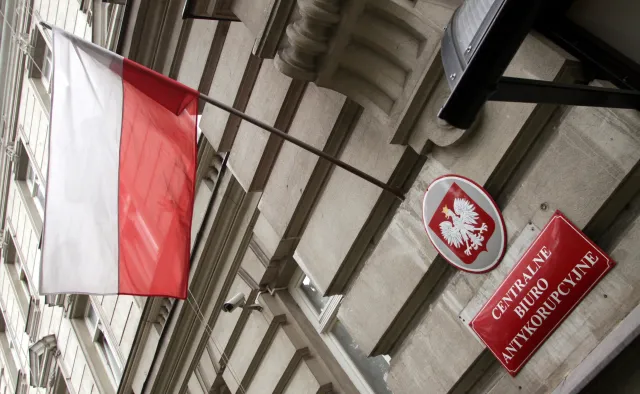 CBA w akcji. "Stanowisko wiceprezesa łapówką za załatwienie umorzenia 50 mln zł"