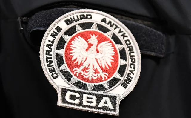Dlaczego CBA weszło do domu byłego szefa KNF dopiero 14 listopada? OŚWIADCZENIE rzecznika Mariusza Kamińskiego