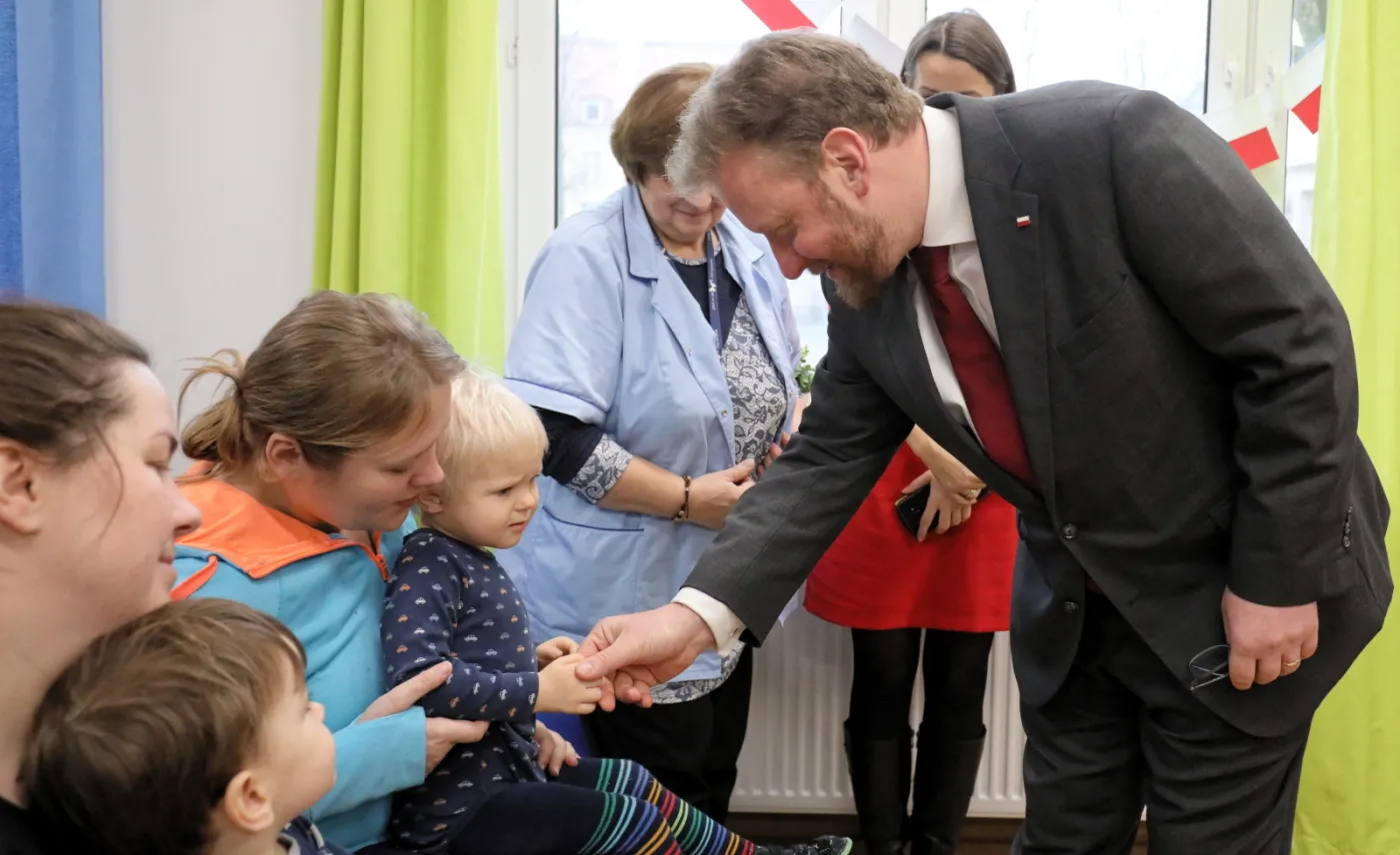 11842195-minister-zdrowia-lukasz-szumowski.jpg