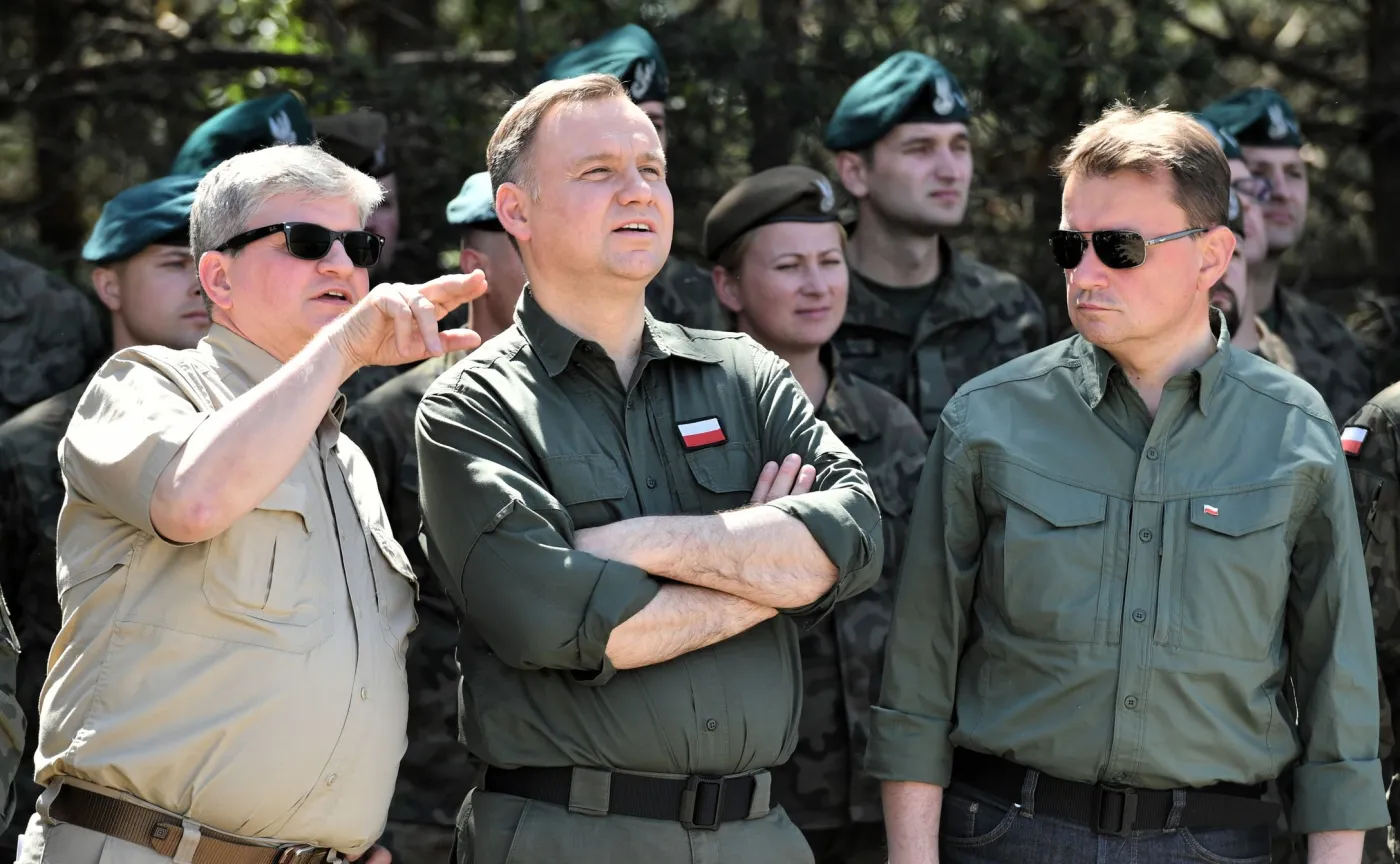 Prezydent, zwierzchnik Sił Zbrojnych RP Andrzej Duda (2L), szef BBN Paweł Soloch (L) oraz minister obrony narodowej Mariusz Błaszczak (P) 
