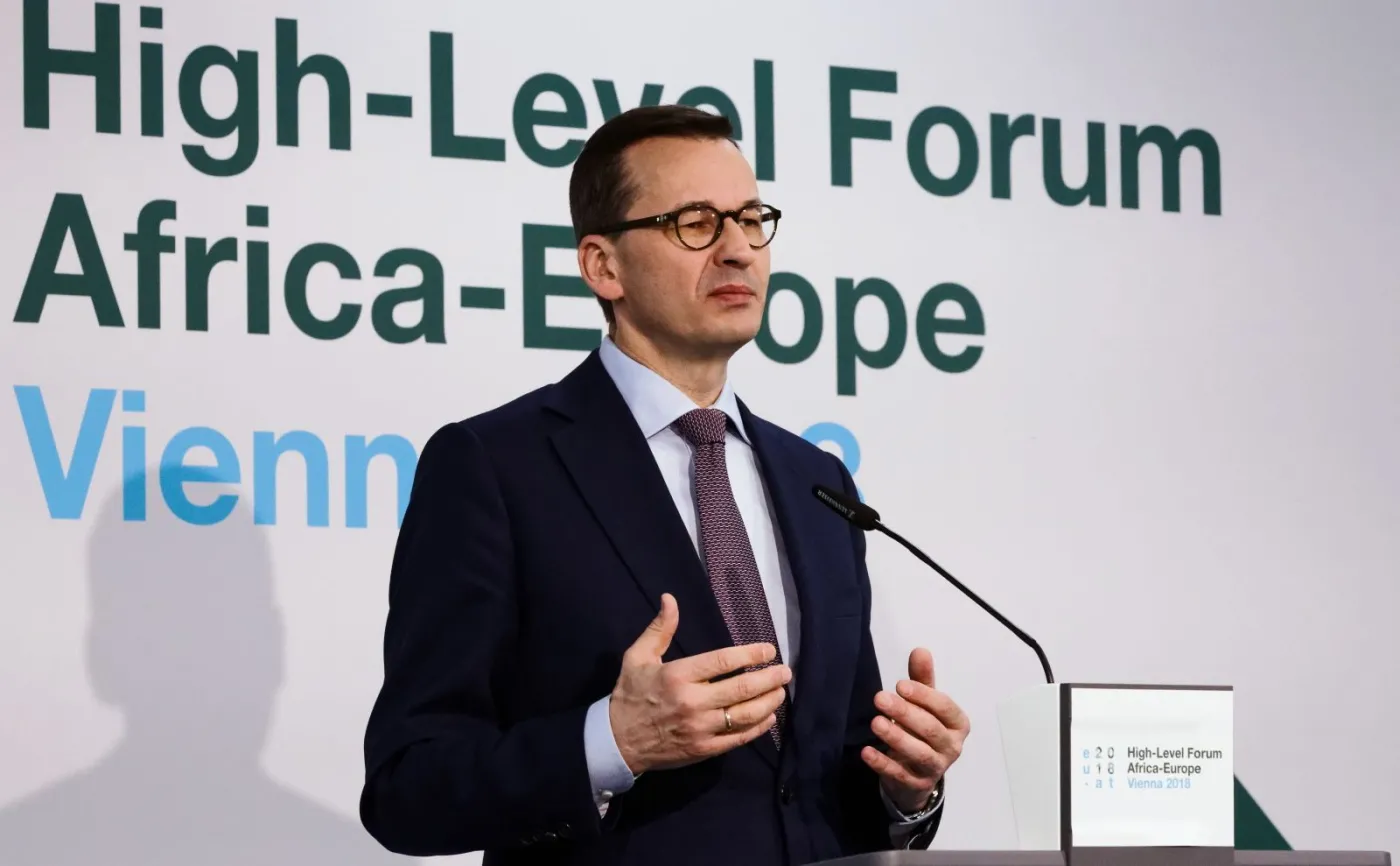 Premier Mateusz Morawiecki podczas konferencji prasowej po otwarciu Forum Afryka-Europa w Wiedniu