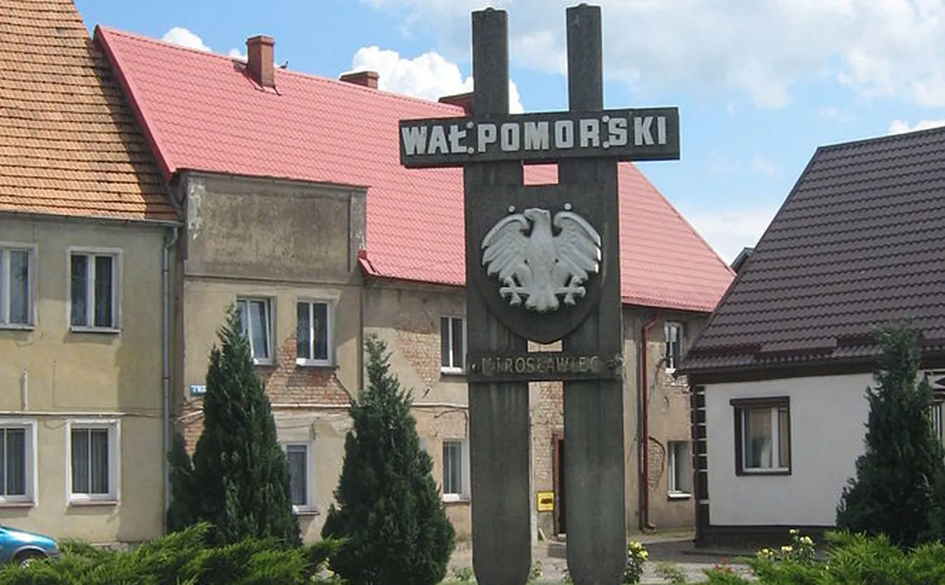 Mirosławiec, Wał Pomorski, pomnik/fot.Radosław Drożdżewski (Zwiadowca21)