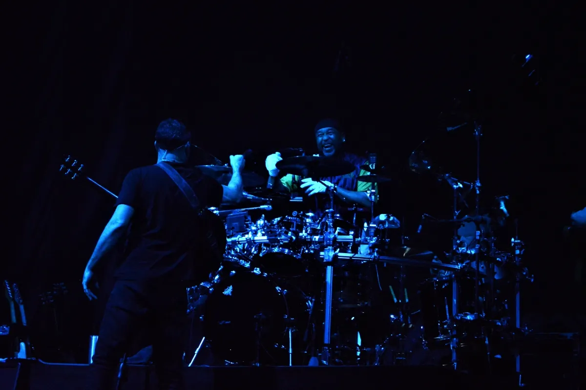 12222872-dave-matthews-oraz-carter-beauford.jpg