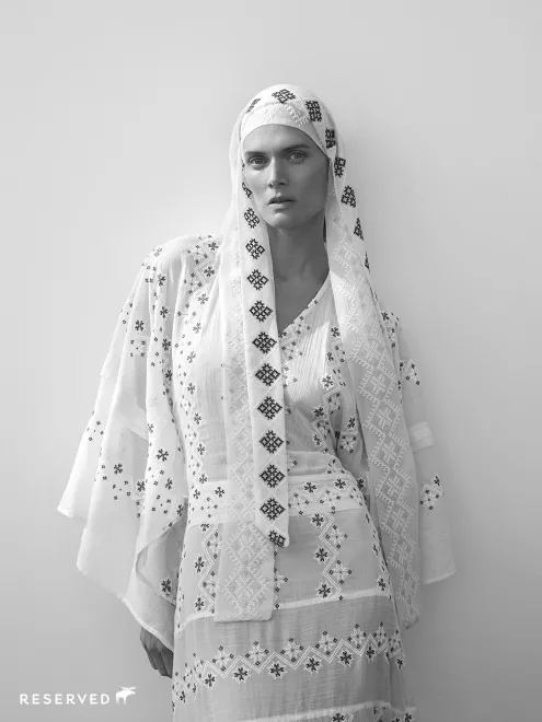 12240384-malgorzata-bela-w-kampanii-redesign.jpg
