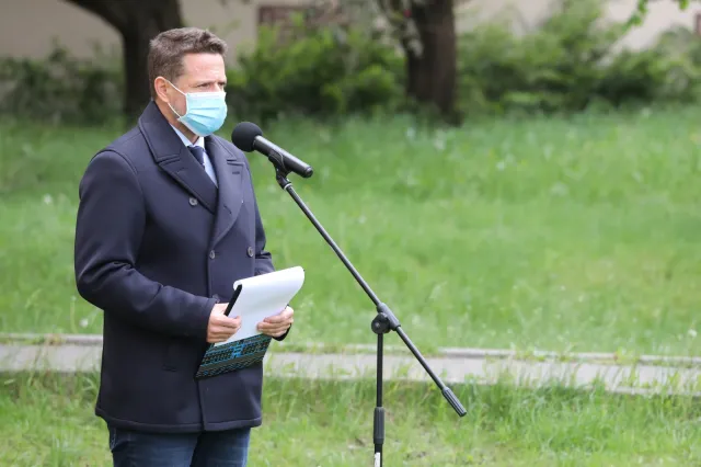 Trzaskowski "Lechem Kaczyńskim 2.0"? "Od prezydentury Warszawy do prezydentury kraju"