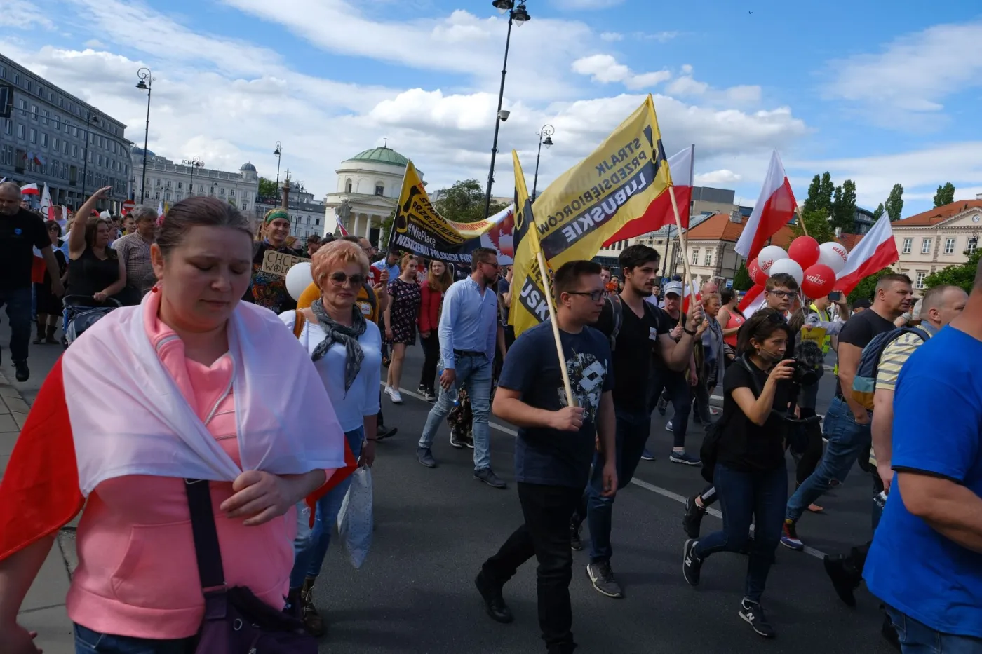Strajk Przedsiębiorców w Warszawie. "Dzisiaj pokojowo i bez żadnych zadym"