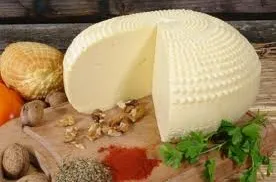 Uwaga na bakterie w Serze Korycińskim. GIS wycofuje partię produktu