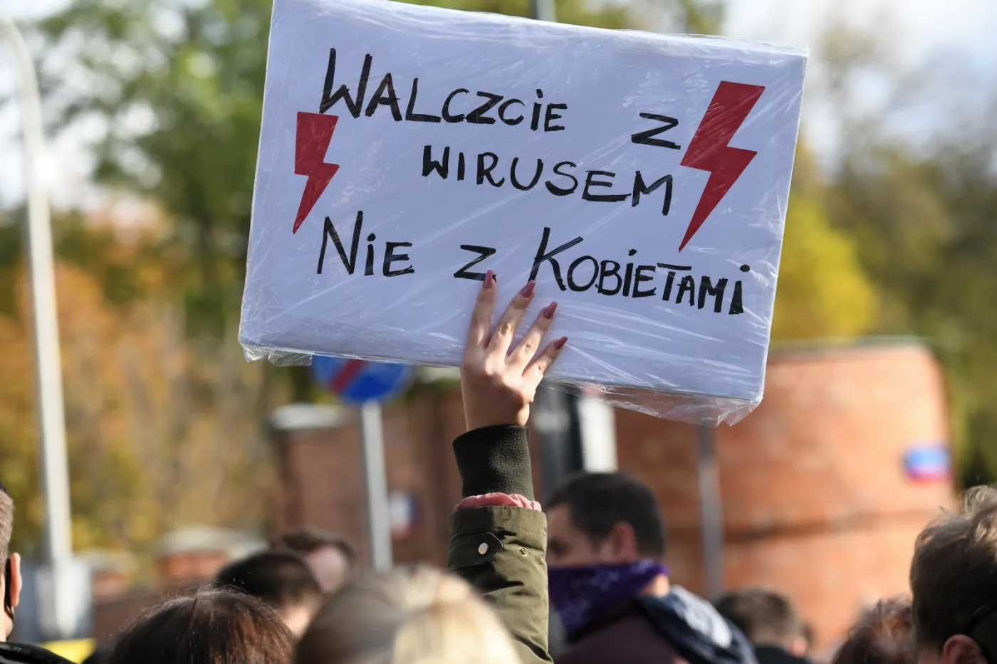 Lewicowa aktywistka: Jeśli protestujący zakażą się koronawirusem, to będzie wina rządu
