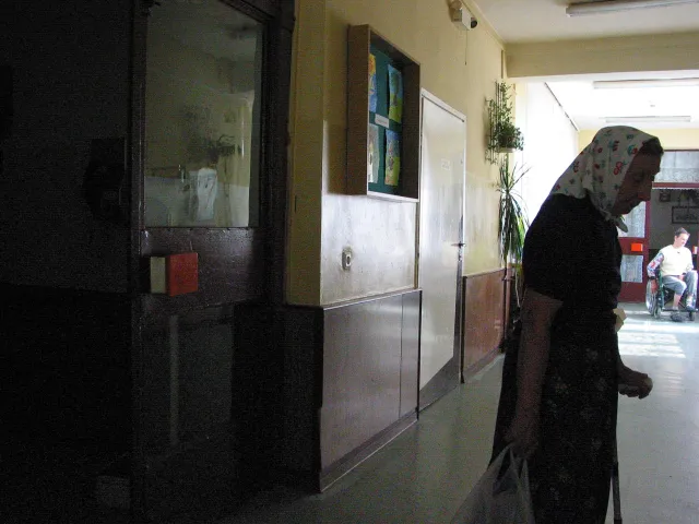 Wiceminister o DPS-ach: Deinstytucjonalizacja to konieczność [WYWIAD]