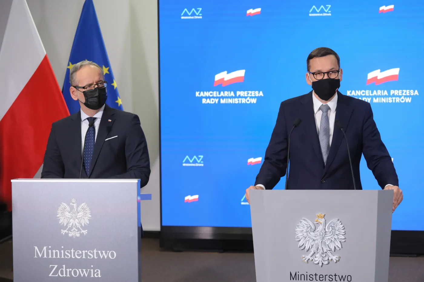 Morawiecki do przeciwników szczepień: Obyście nie musieli się przekonywać o ryzyku
